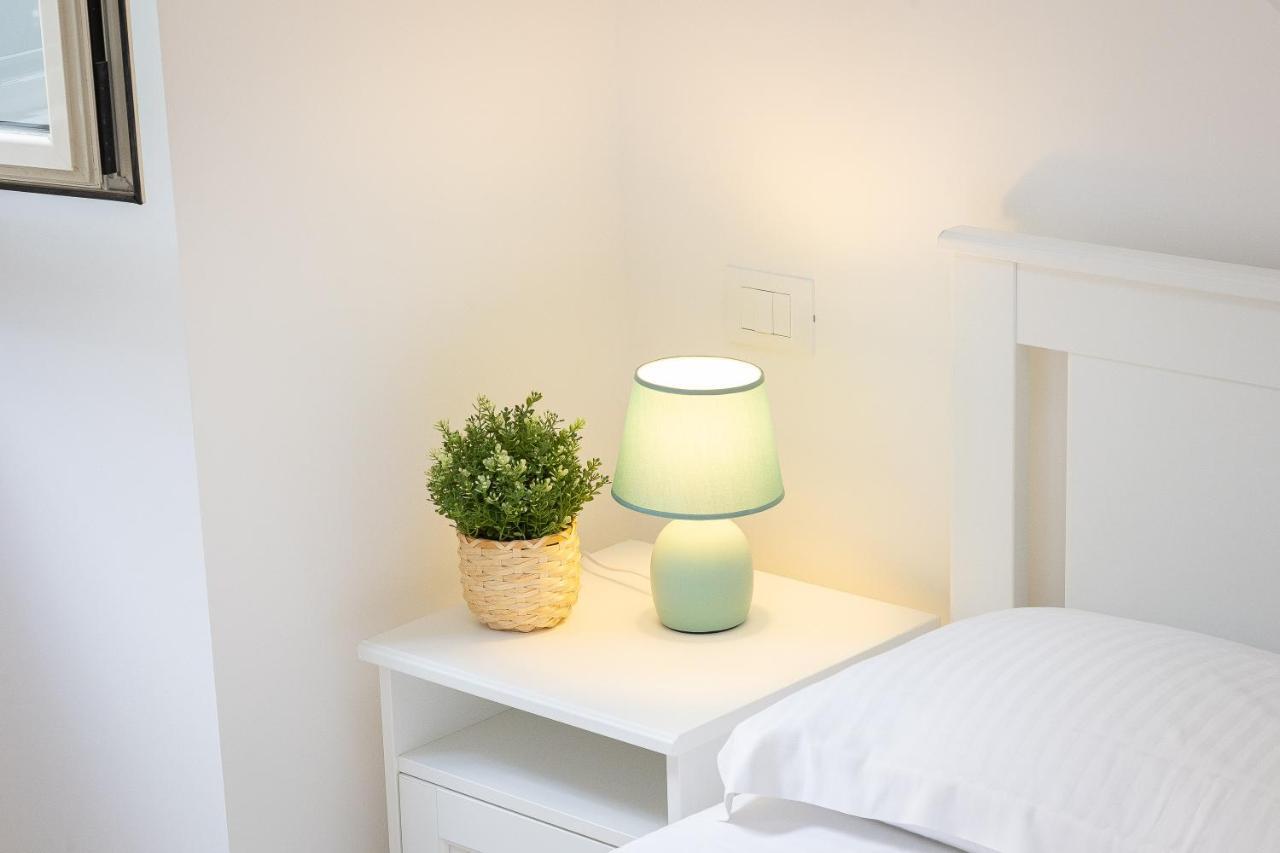 Faleria By In Apartment *