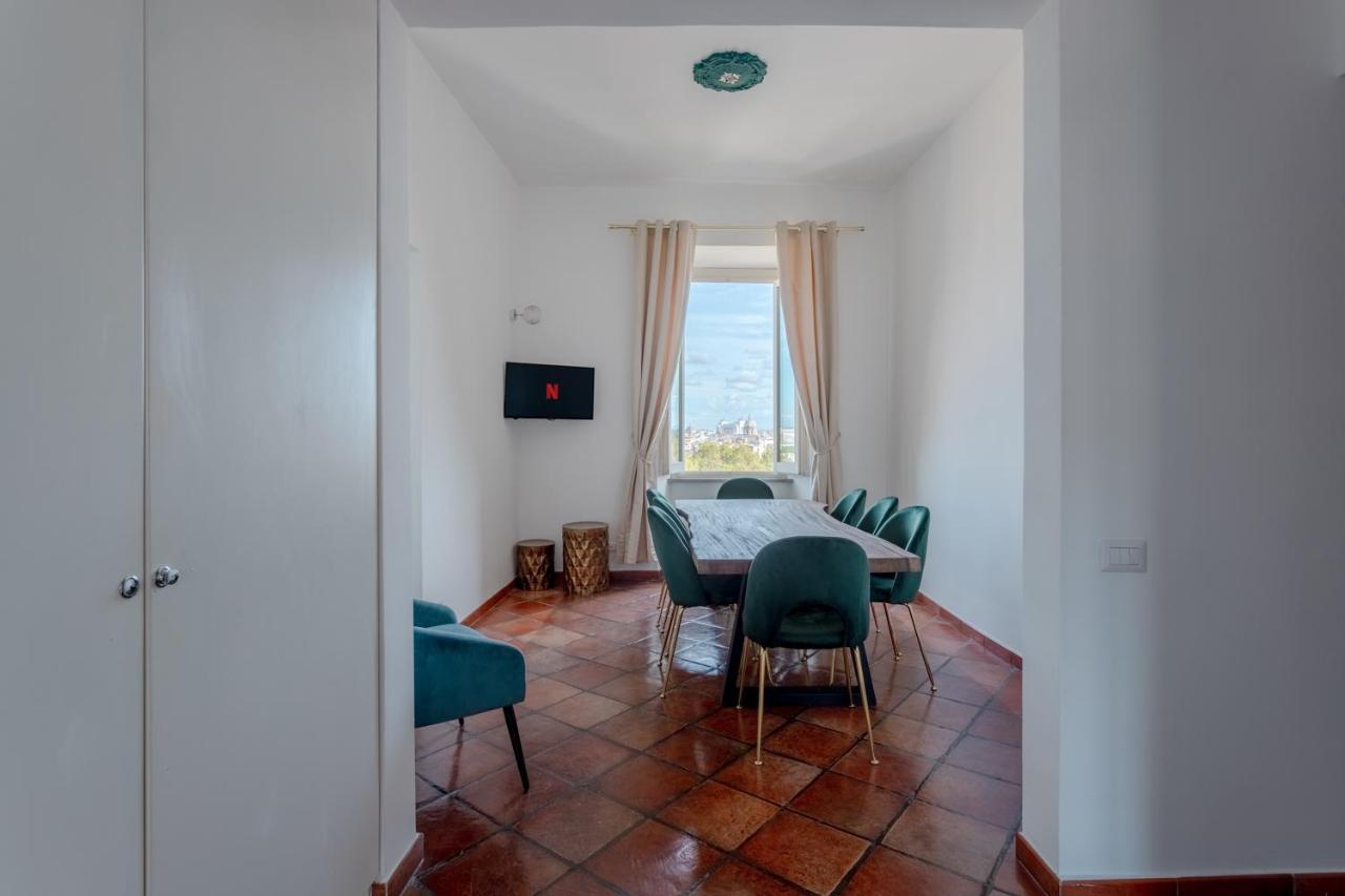 The Attico: View Of * Roma