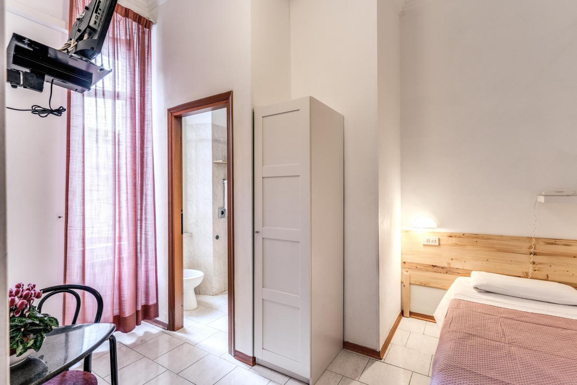 Altavilla 9 Hotel 2*