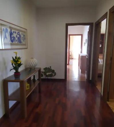 Confortevole, Con Parcheggio Gratuito Apartamento Roma