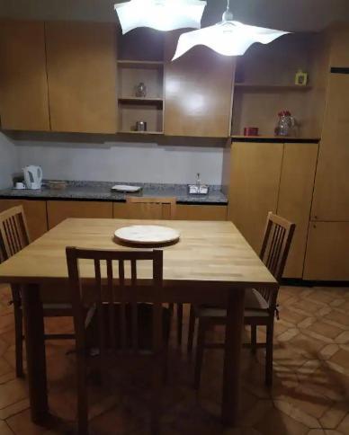 Confortevole, Con Parcheggio Gratuito Apartamento *