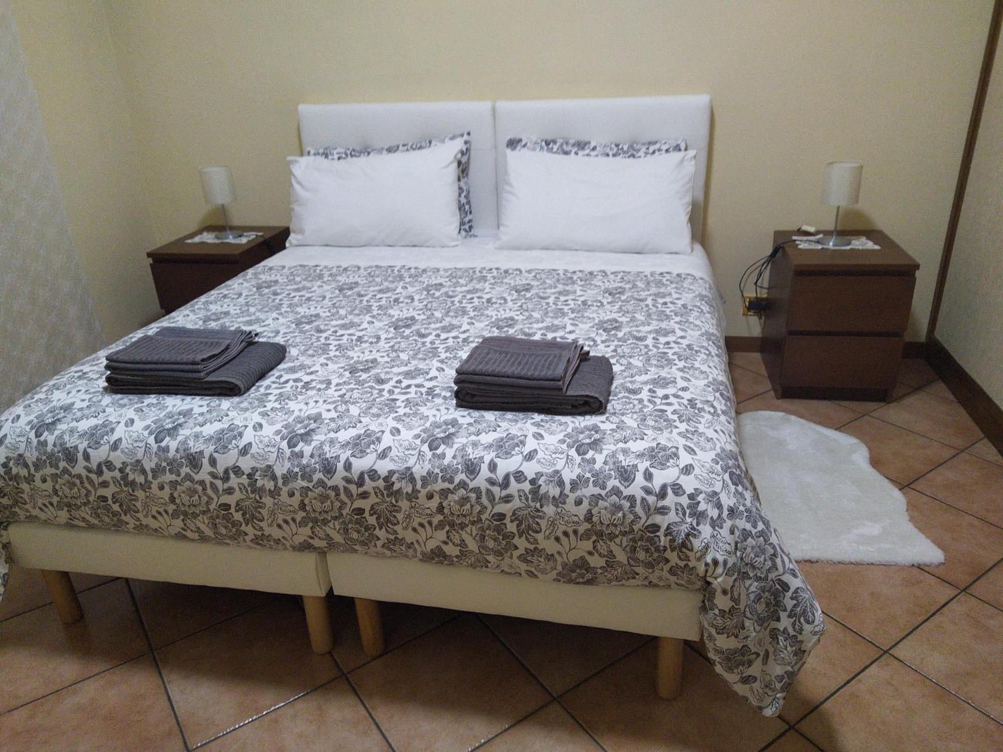 Confortevole, Con Parcheggio Gratuito Roma