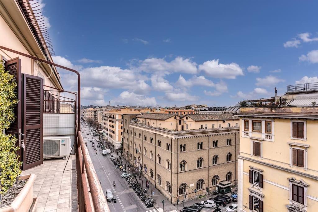 Vatican Lux Domus Di Rienzo *