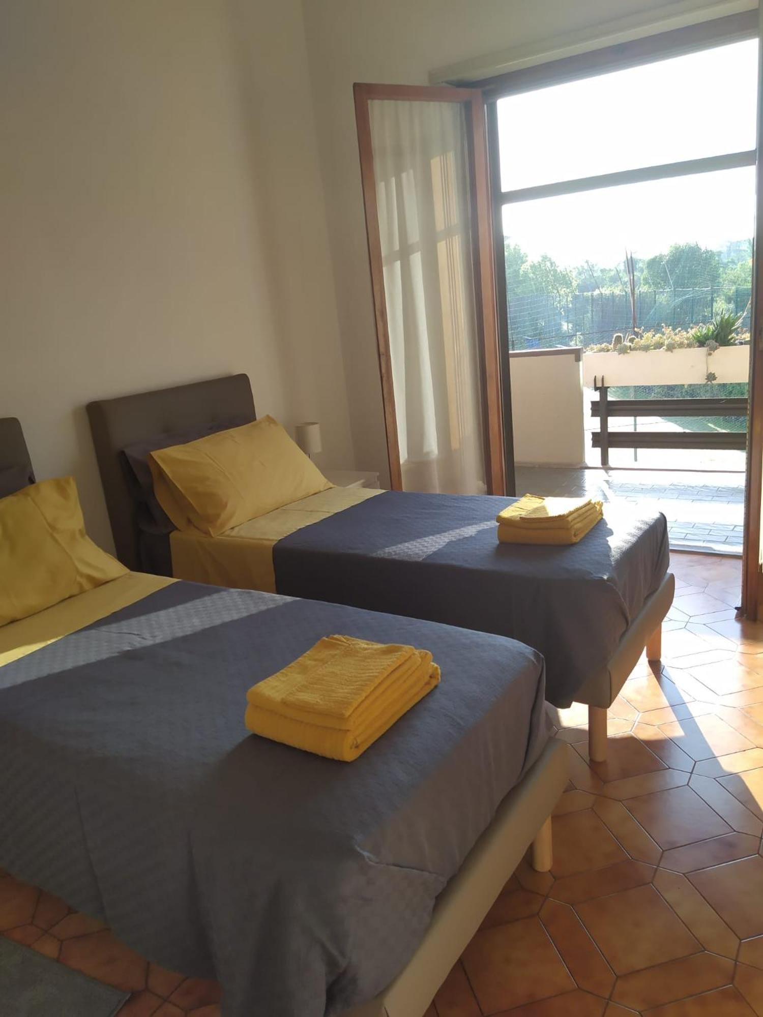 Confortevole, Con Parcheggio Gratuito Apartamento *