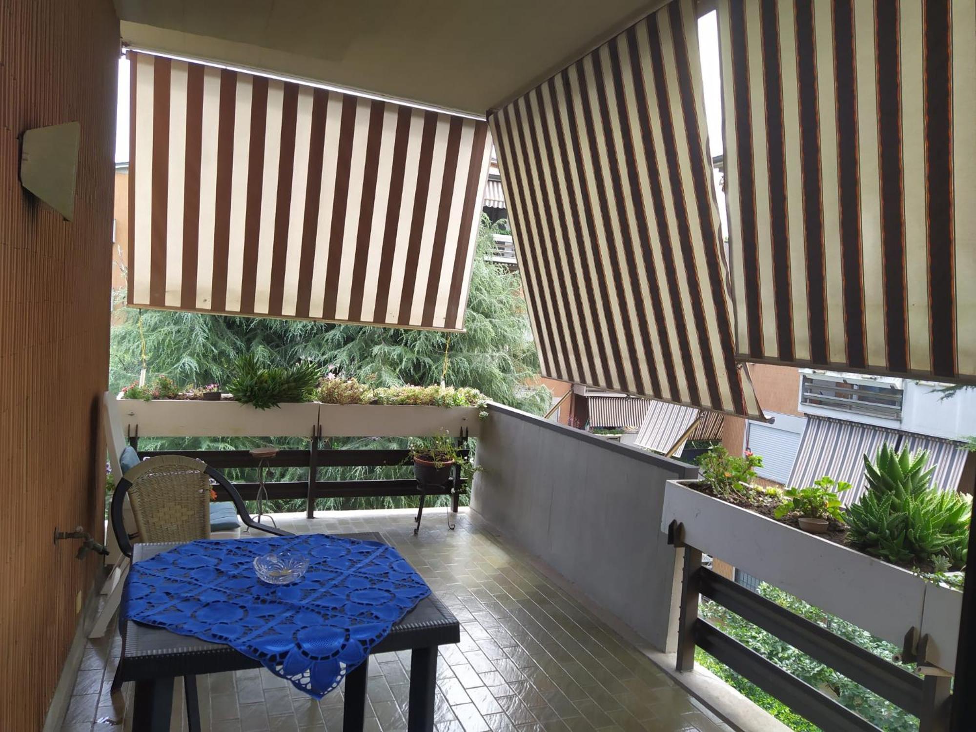 Confortevole, Con Parcheggio Gratuito Apartamento *