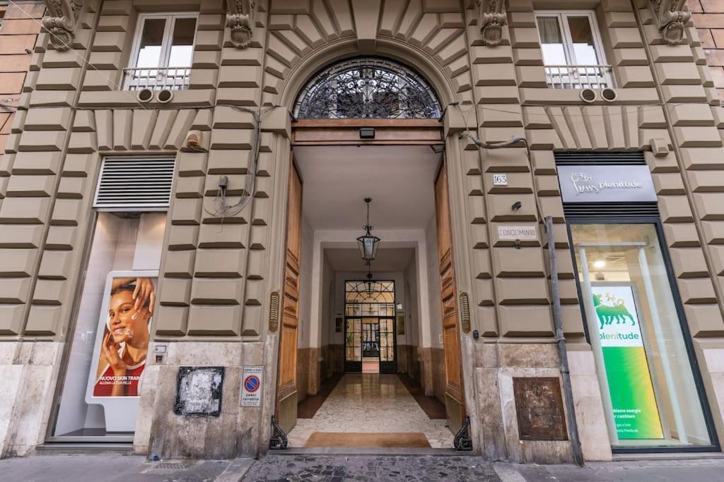 Vatican Lux Domus Di Rienzo Rom