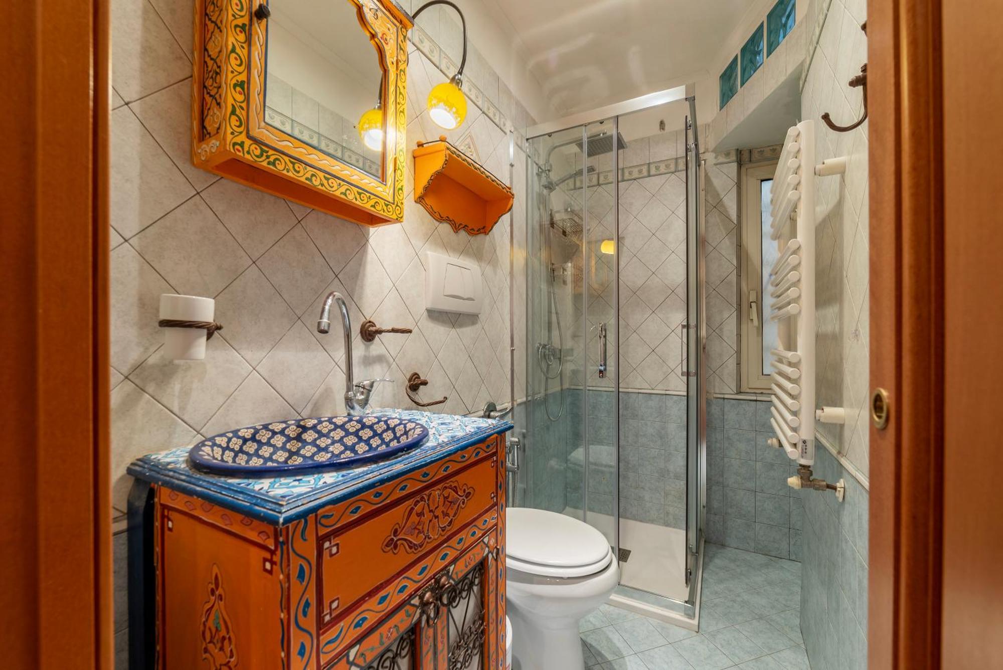 Termini Live Laugh & Apartment Rome