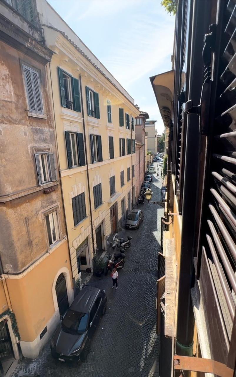 Apartment House Of The Sun In Trastevere Rom