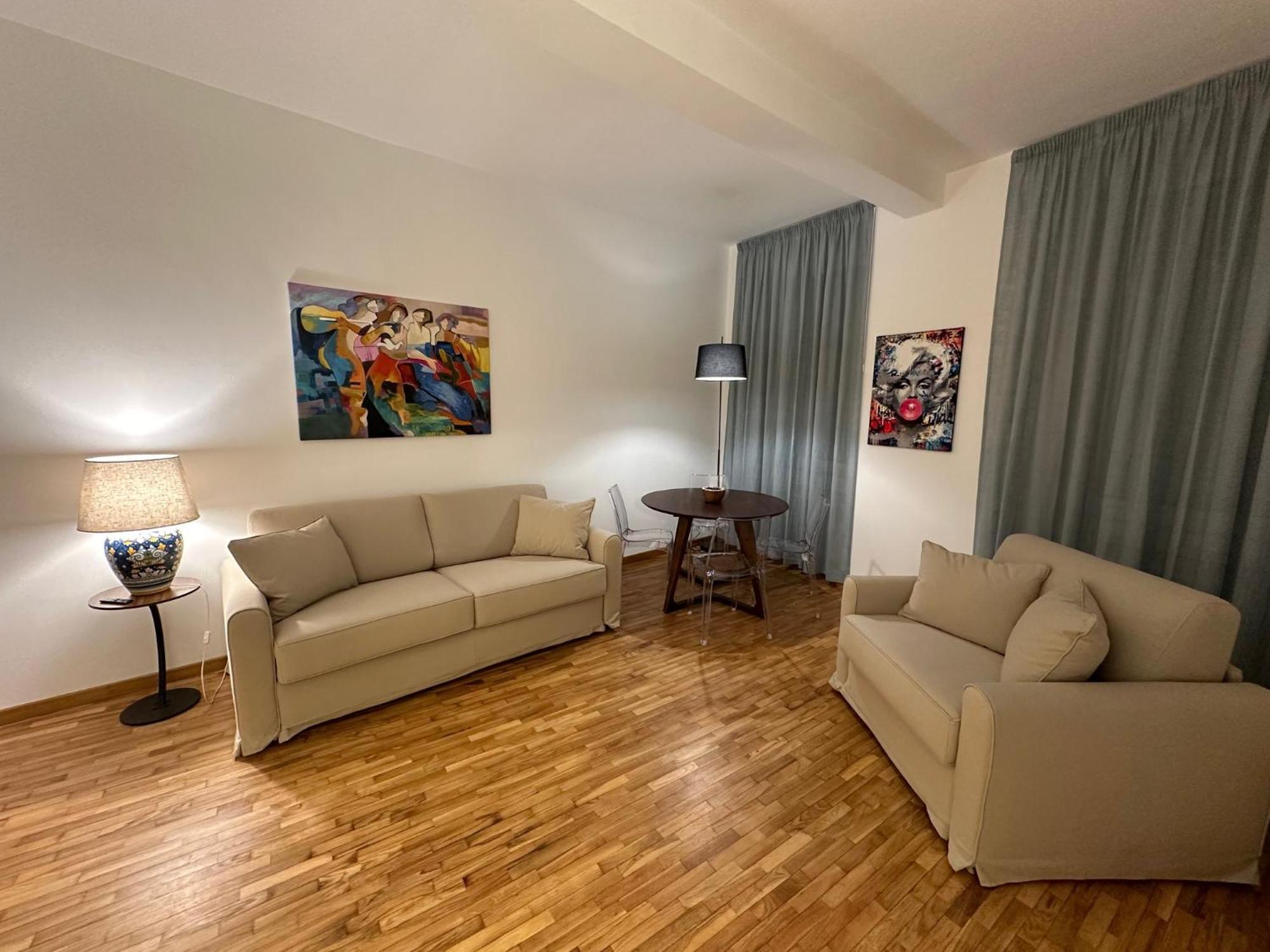 House Of The Sun In Trastevere Apartment *