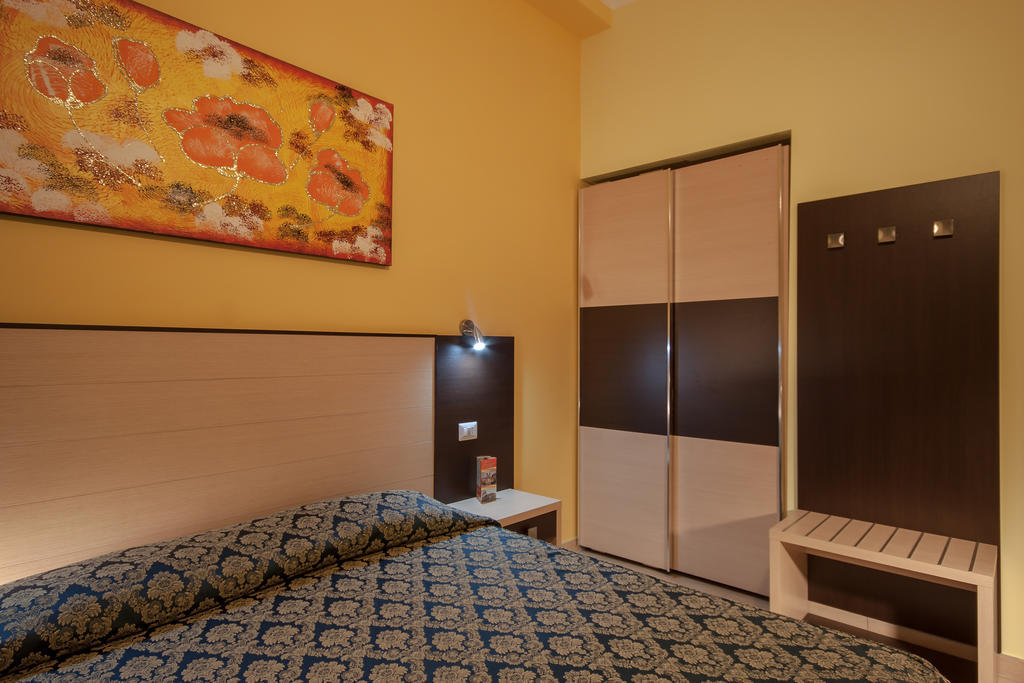 Alex Place Roma