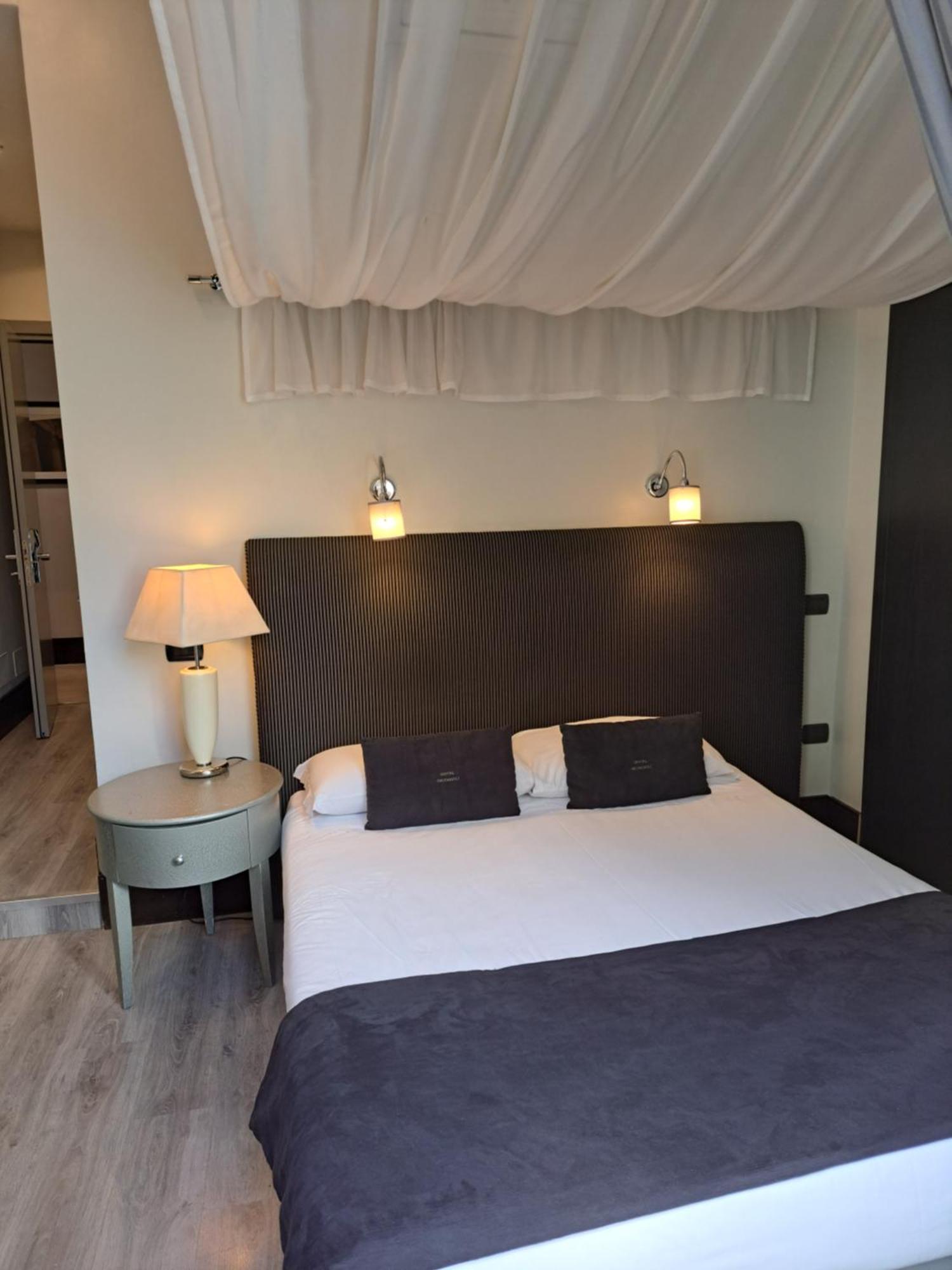 Giuggioli 3* Roma