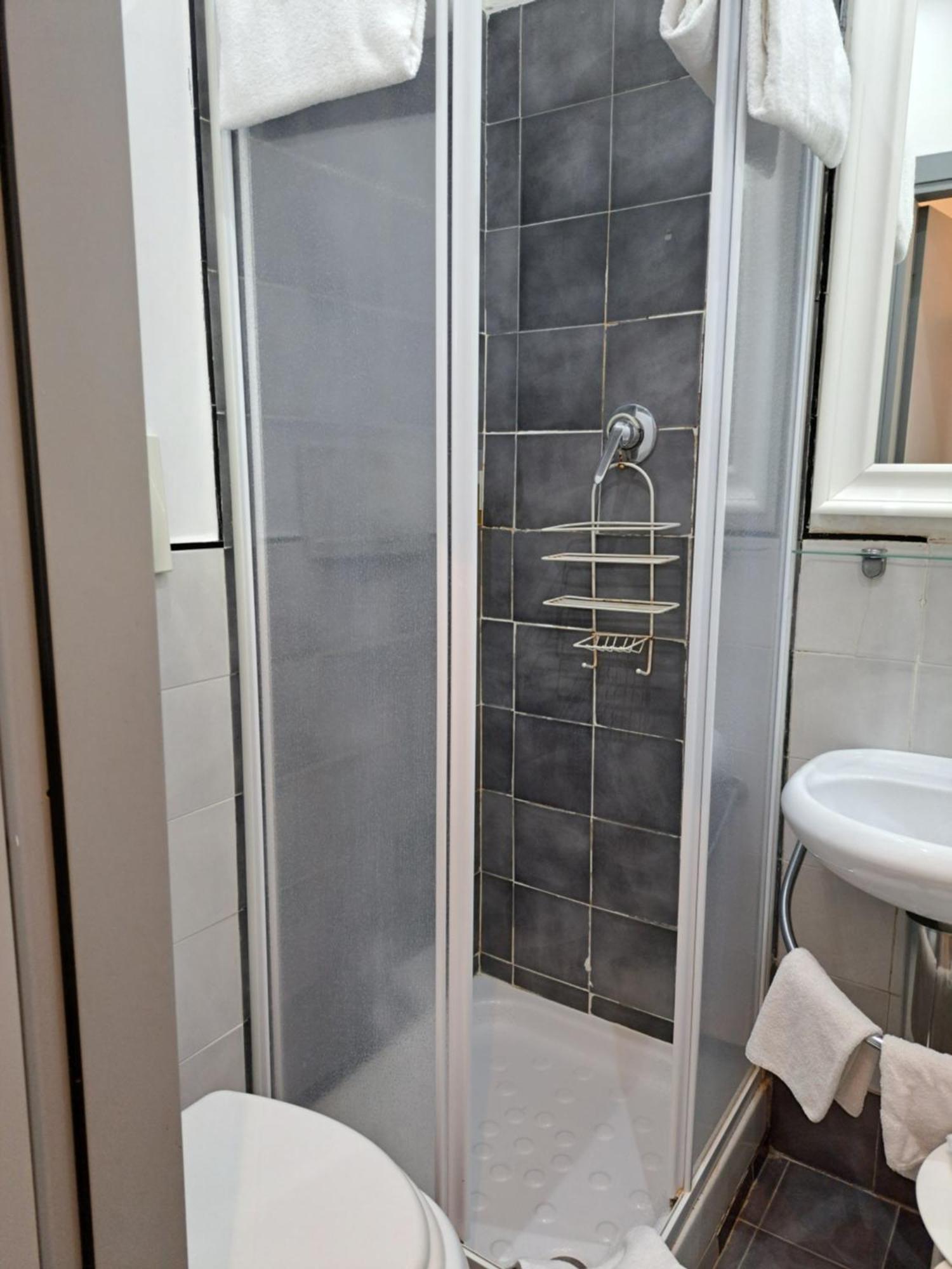 Giuggioli 3* Roma