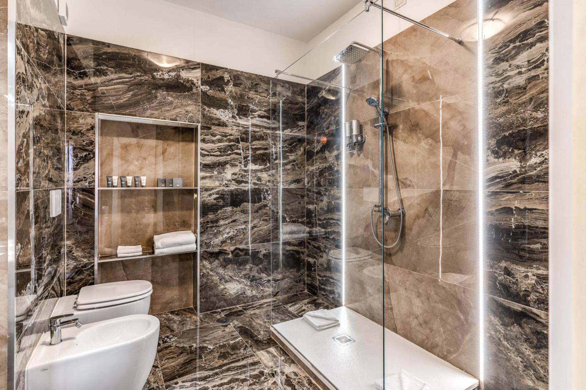 Relais Fontana Di Trevi Hotel