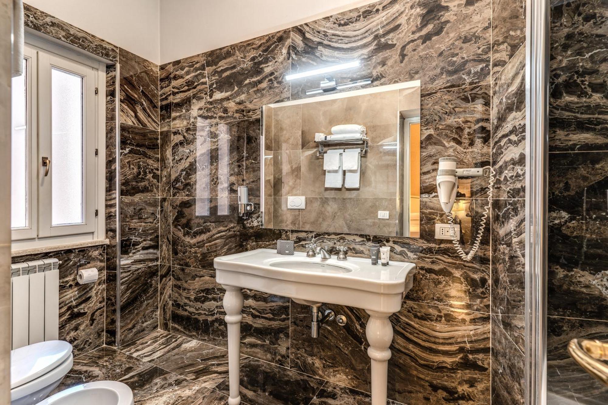 Relais Fontana Di Trevi