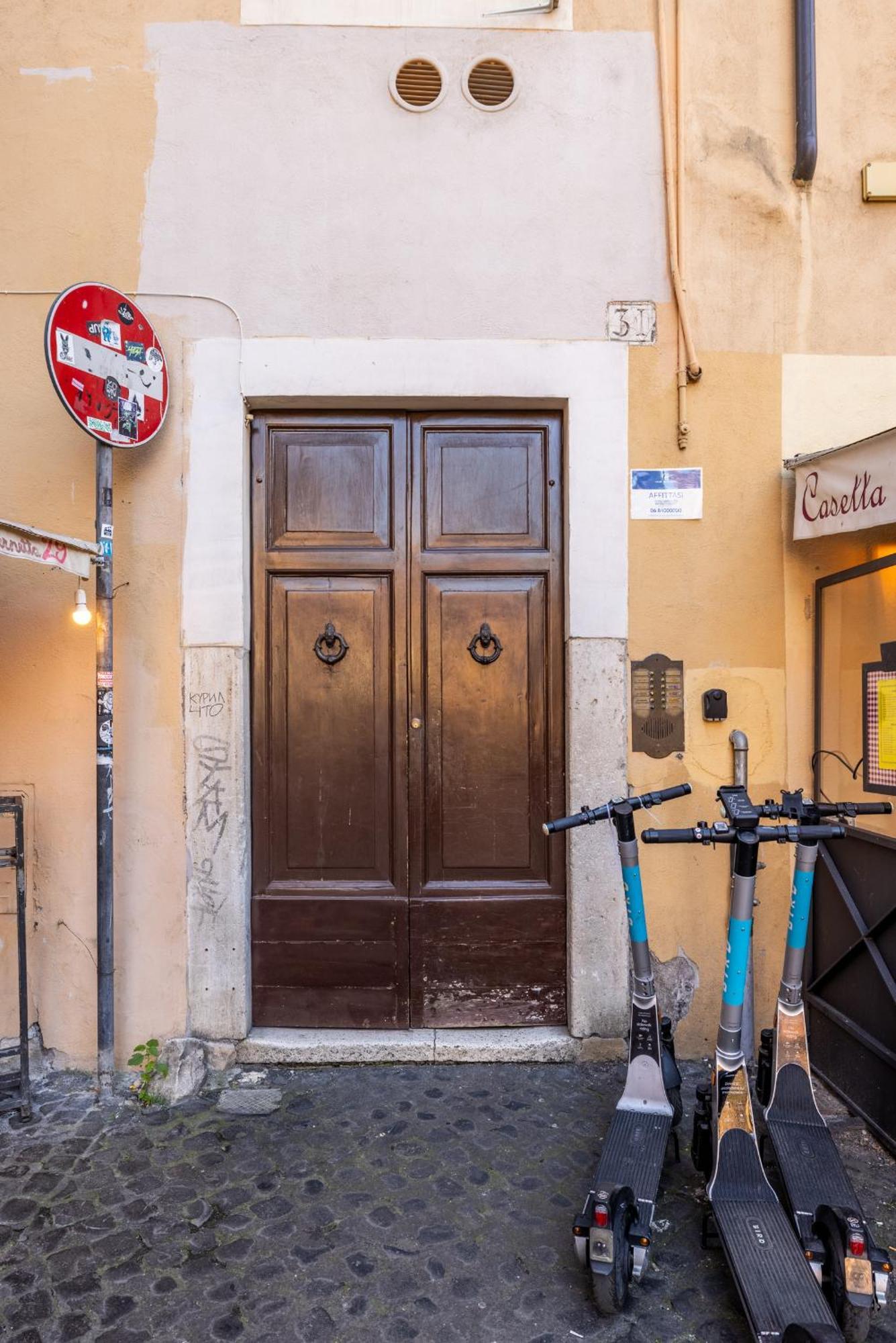 Maison Blu - In Trastevere Apartment *
