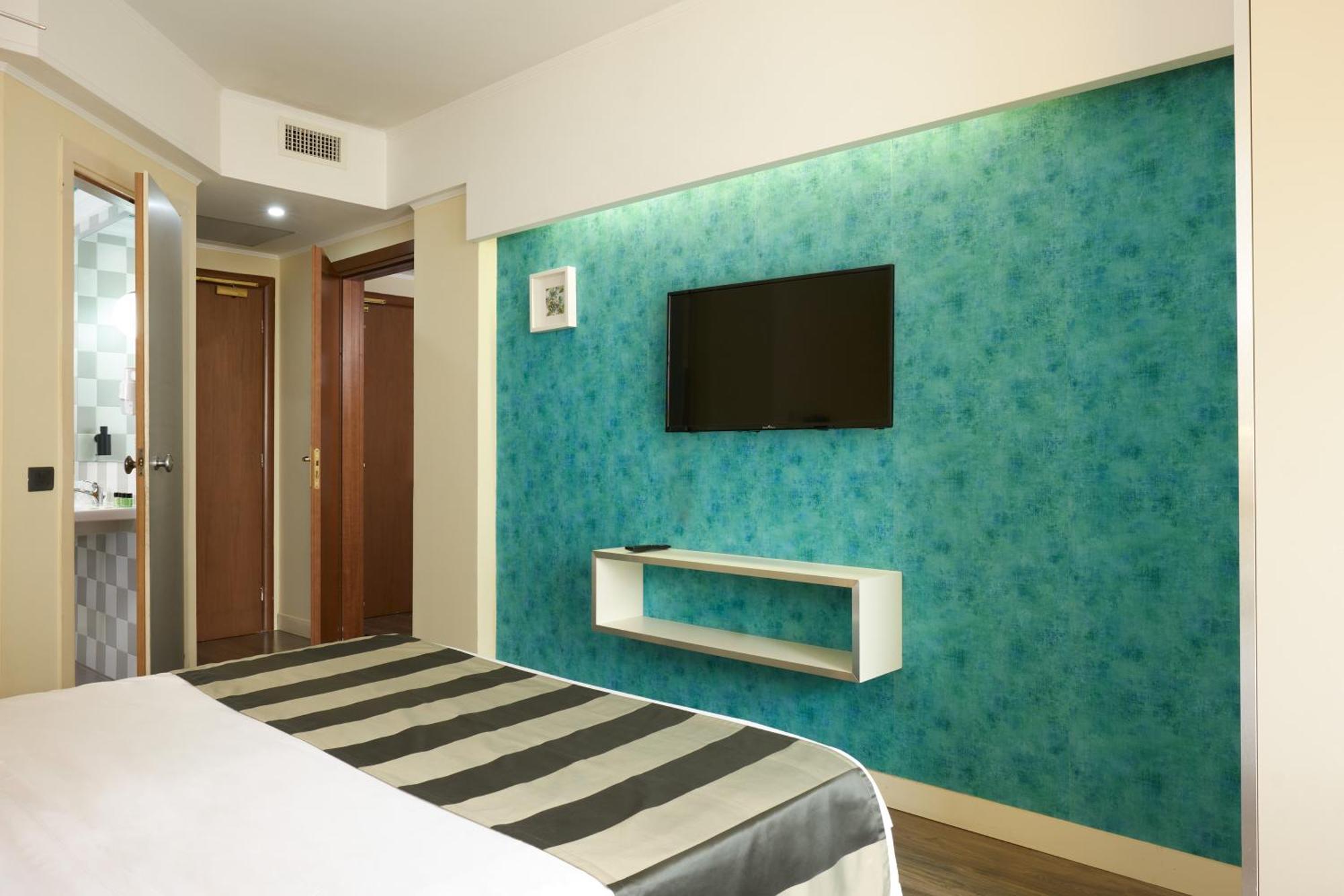 Tor Vergata 4*