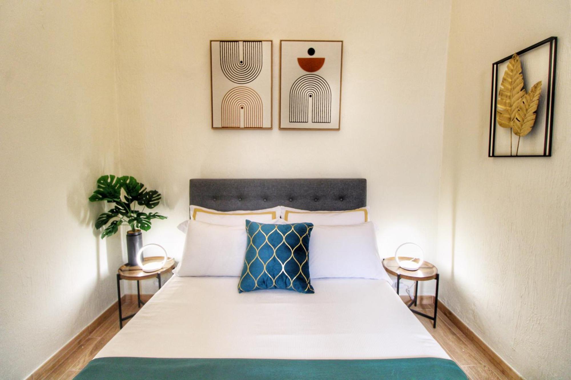 Lovely 2 Bedroom By Yourhost *