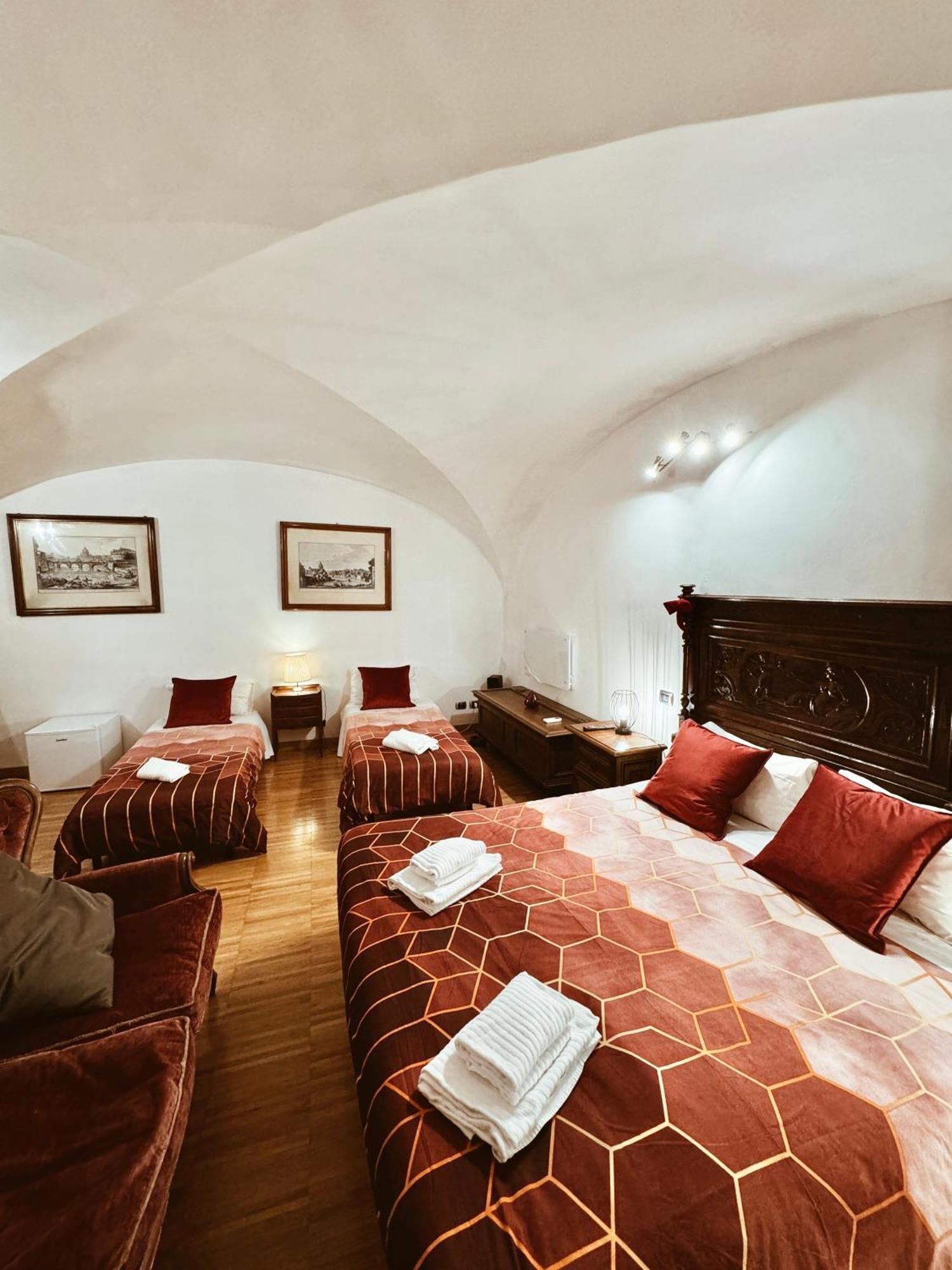 Residenza Tritone Luxury Trevi Fountain Pensión Roma