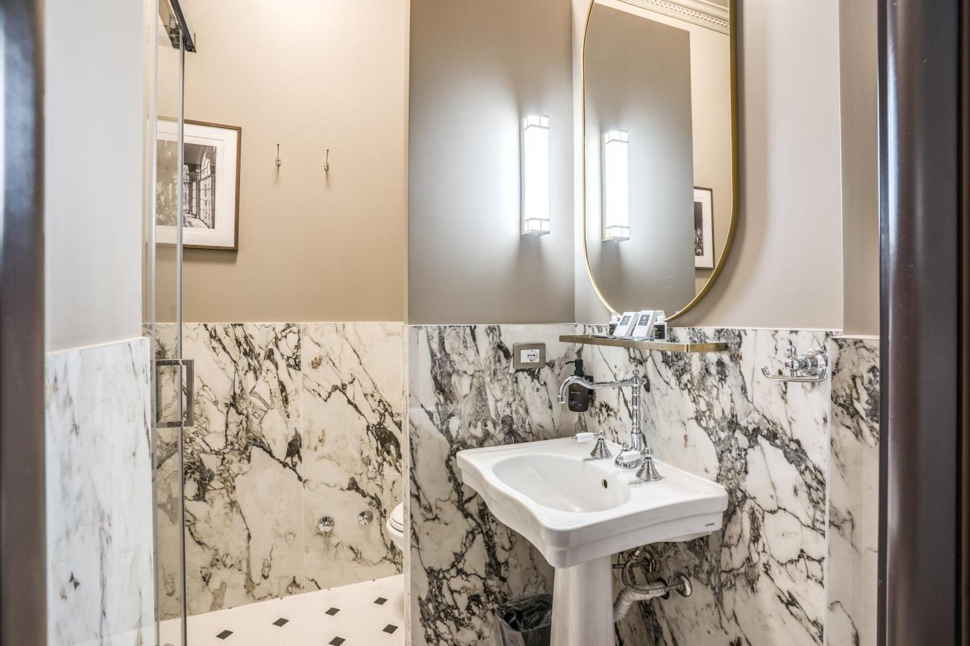 Antica Residenza Del Corso Gasthof
