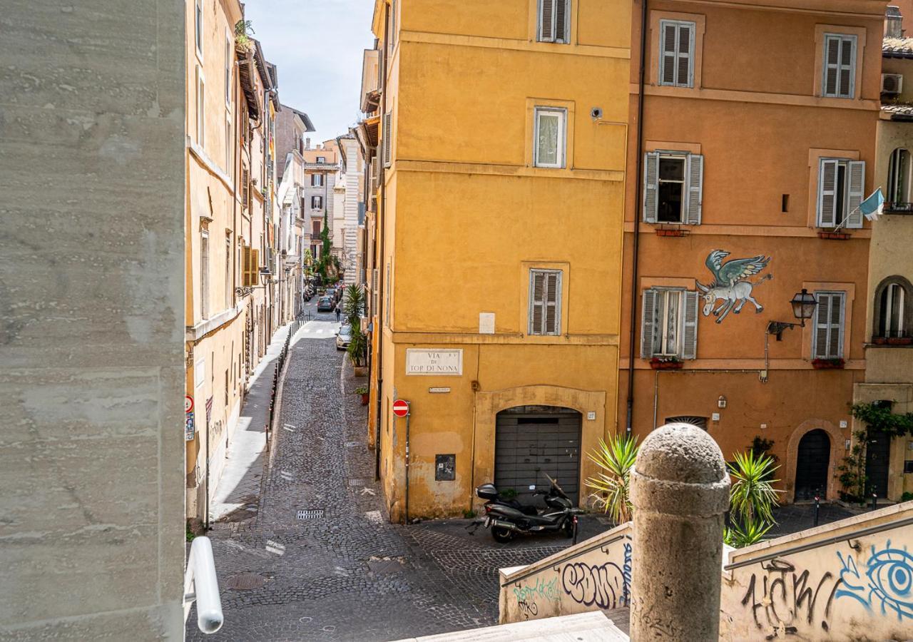 Loft Piazza Navona Rome
