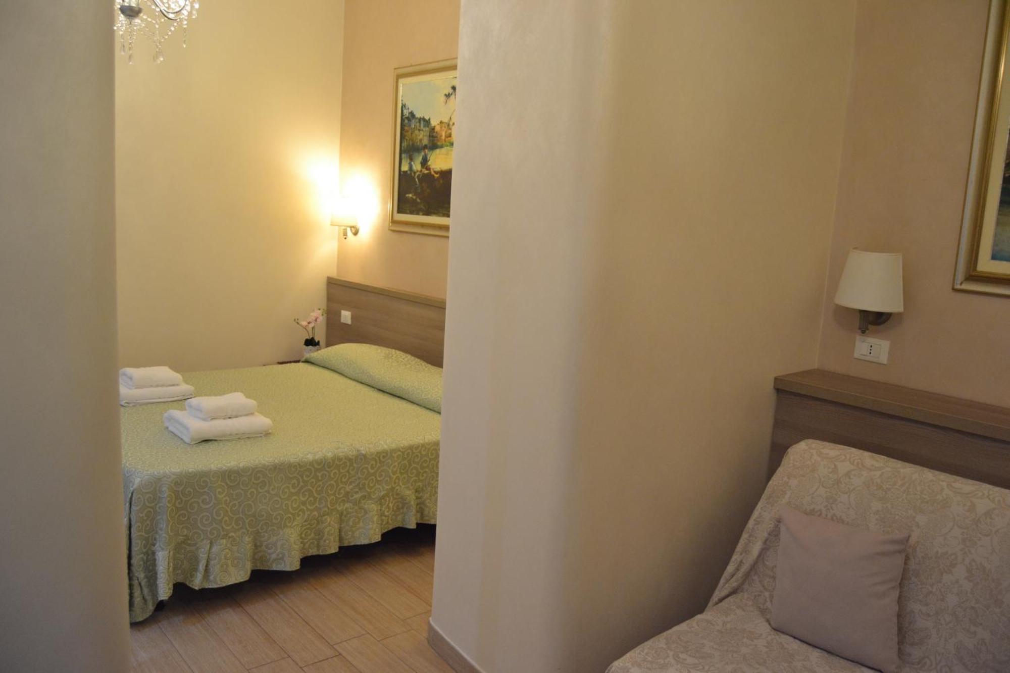 Casa de hóspedes Bye 2*