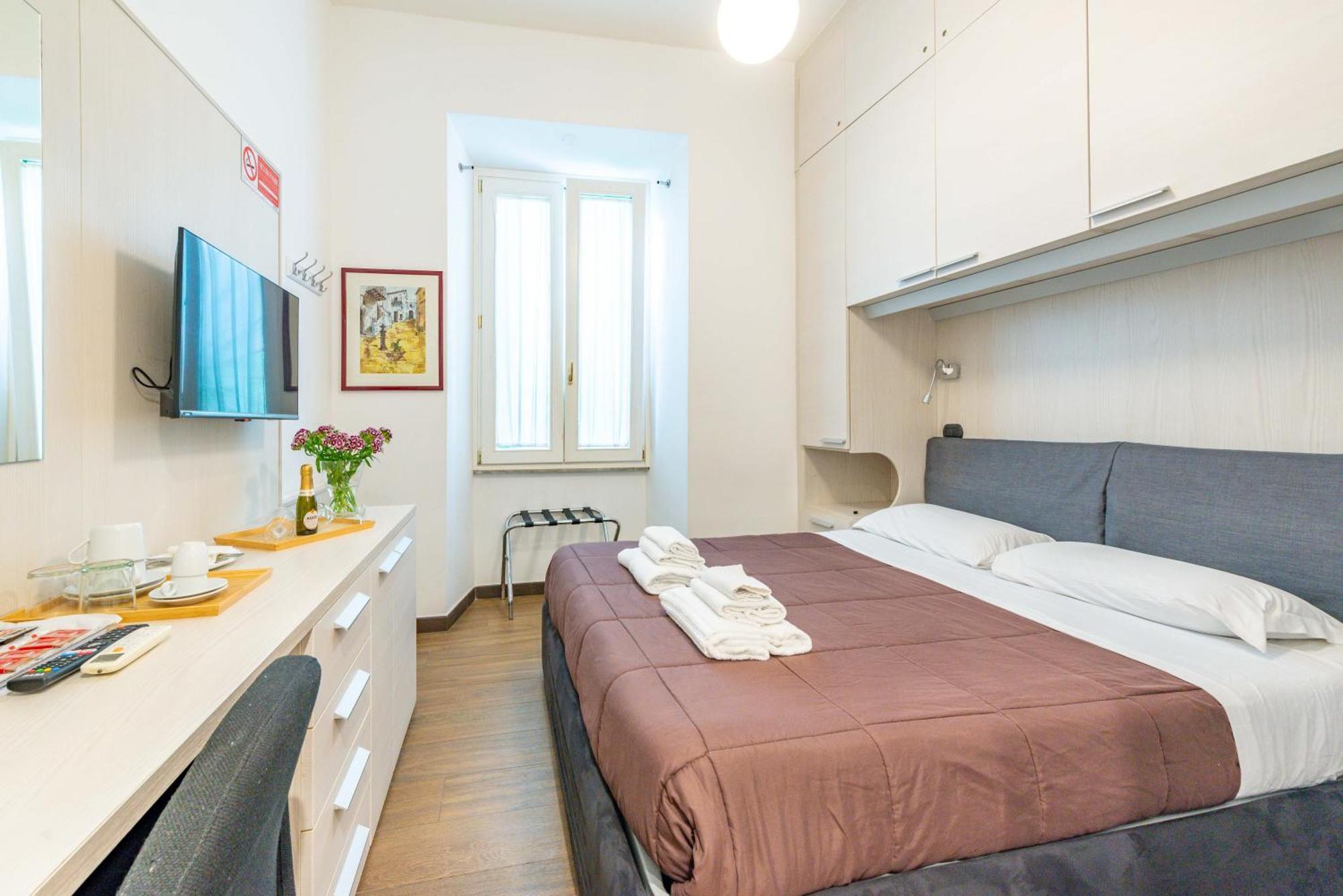 Gjestgiverier Andenis Tiber House *