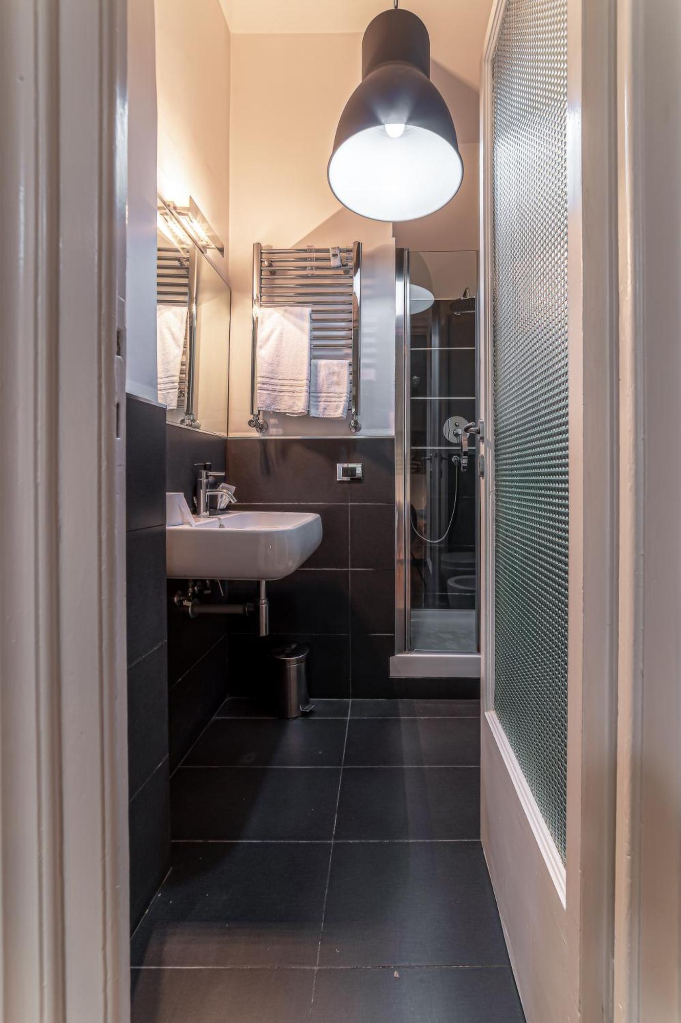 Azzurra B&B - Metro Lodi * Roma