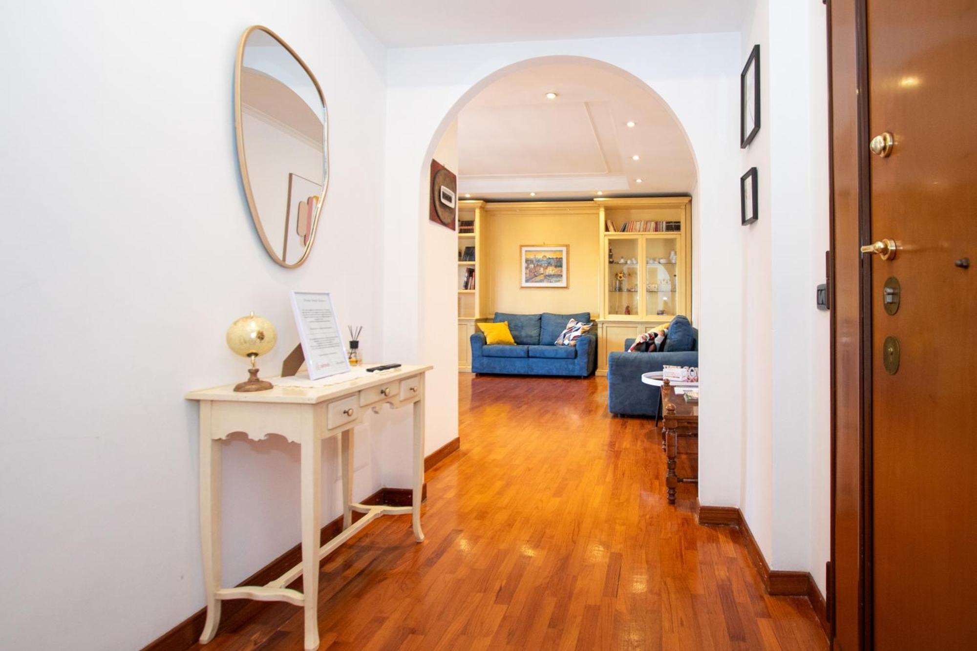 Sweet Apartment