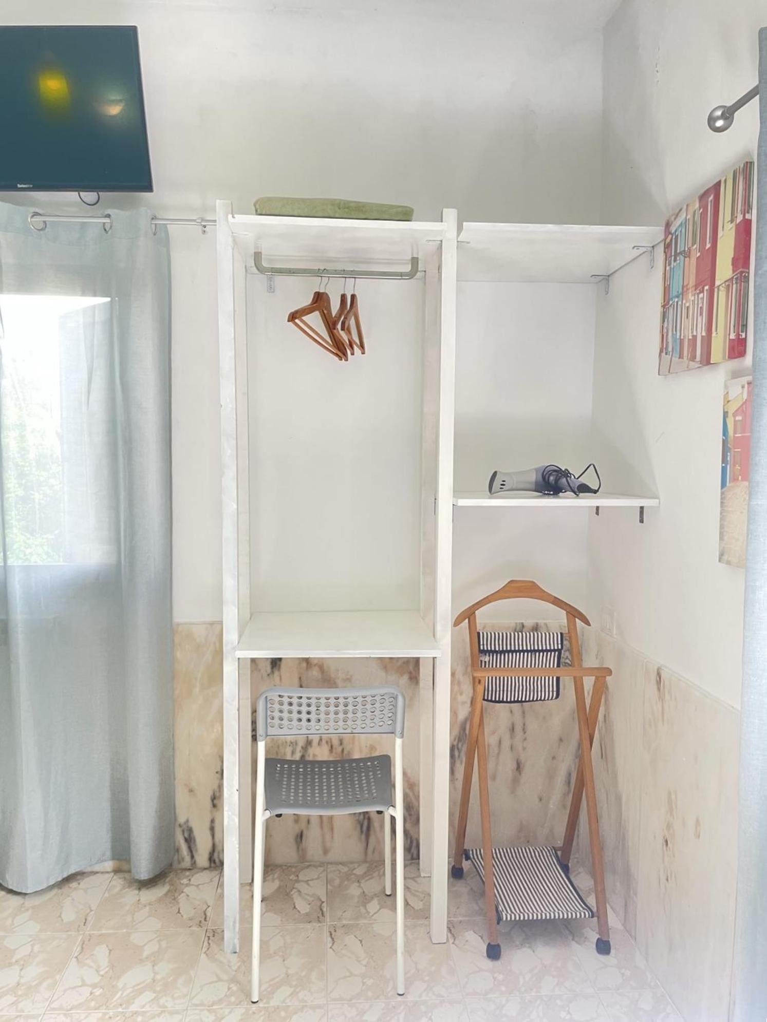 Acomodação com café da manhã  Villino Elda *