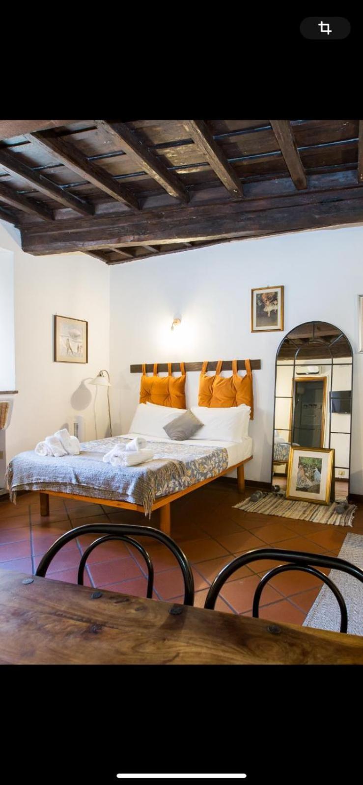 Campo De Fiori Apartment