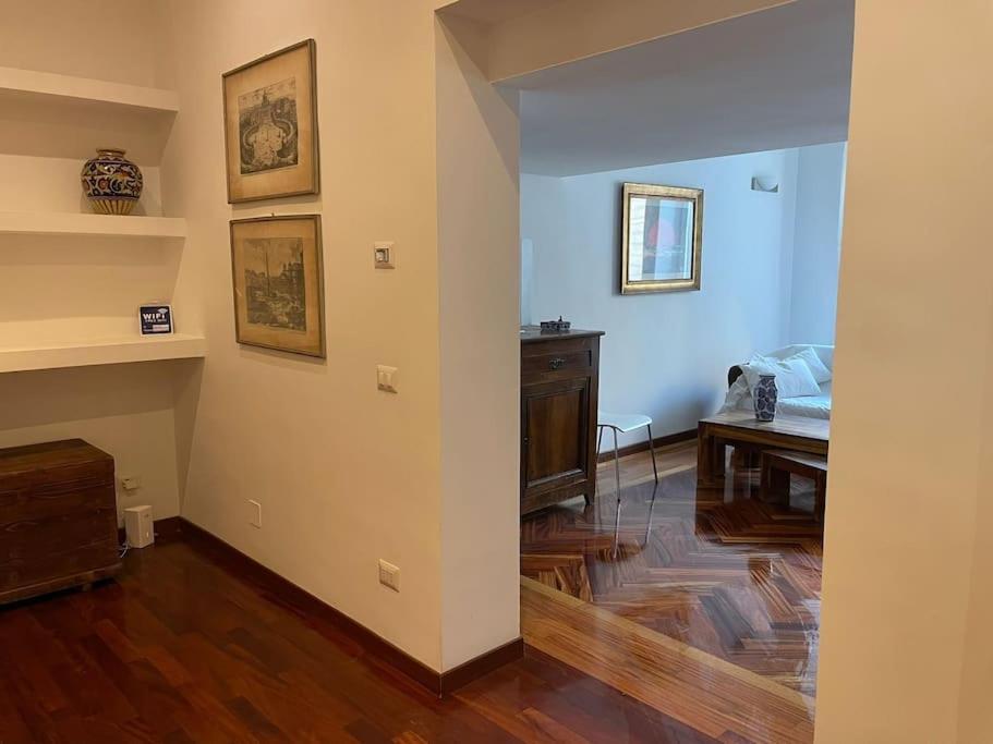Apartment In Centro Storico Vicino La Stazione Termini Rome