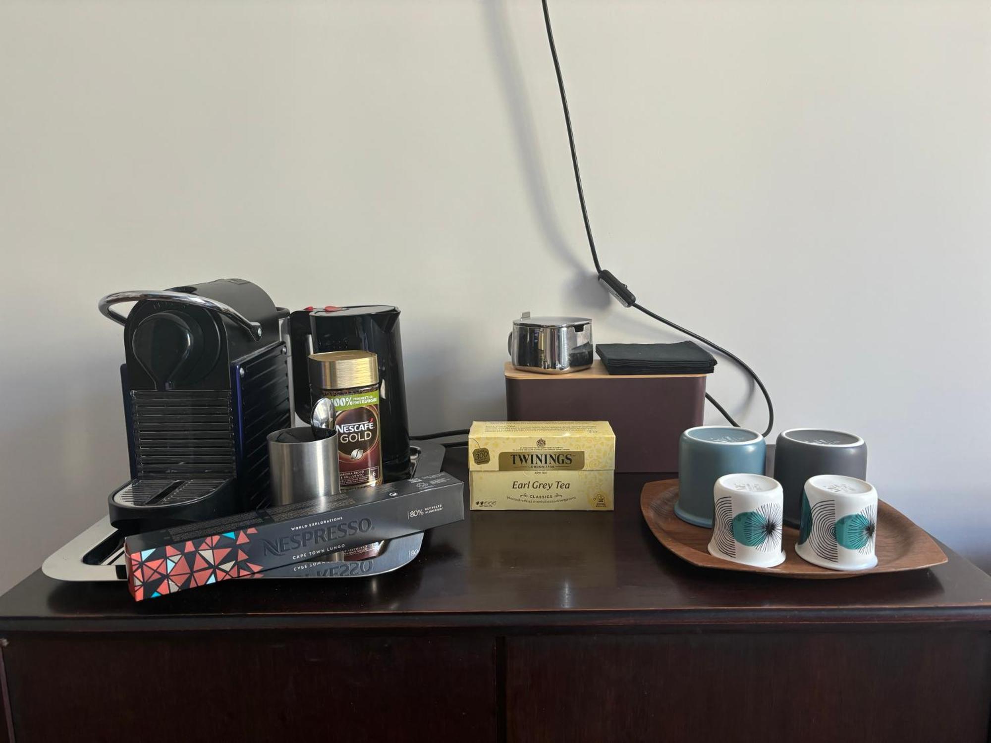 Art Lab Acomodação com café da manhã  *