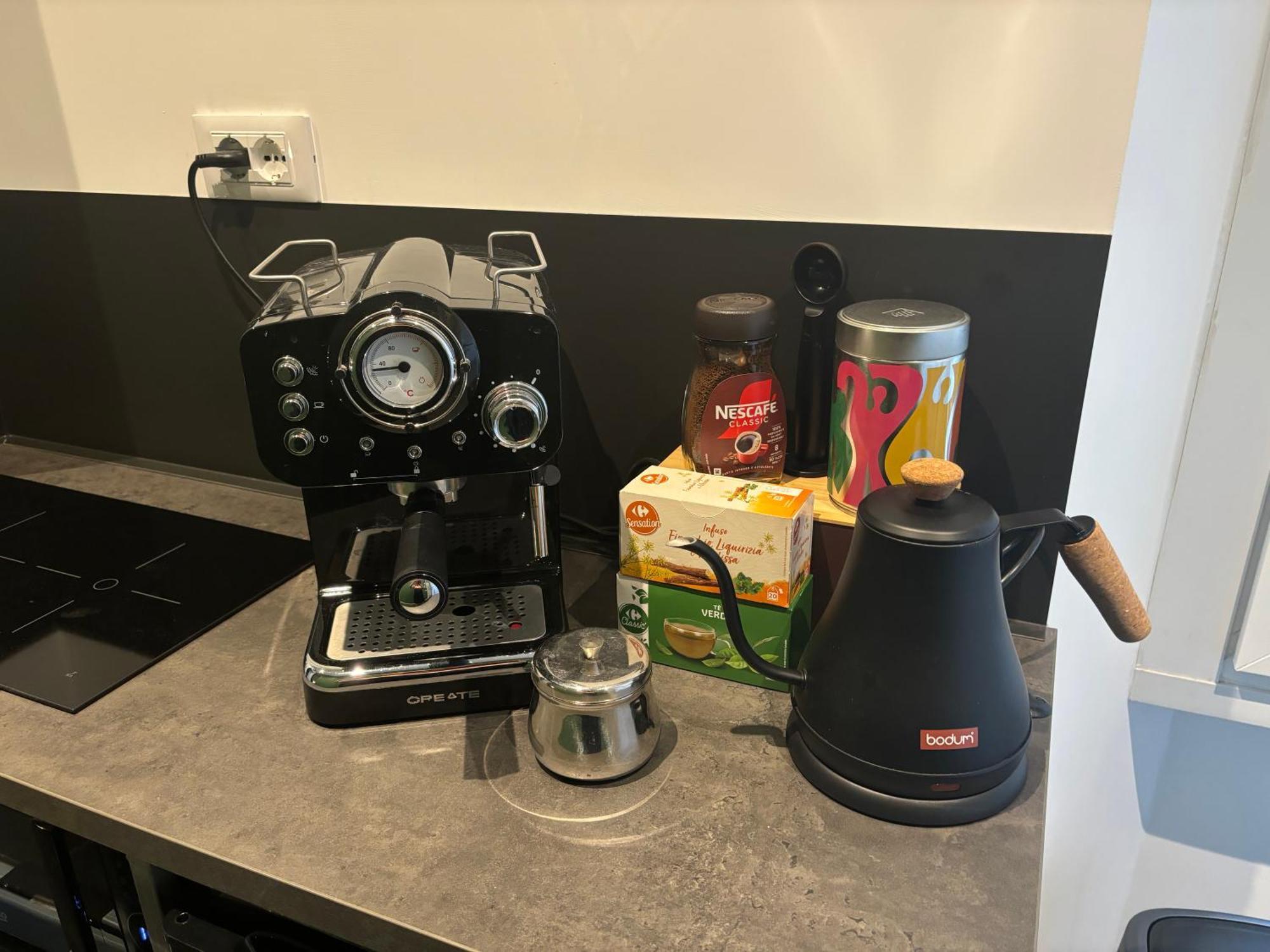 Art Lab Acomodação com café da manhã  *