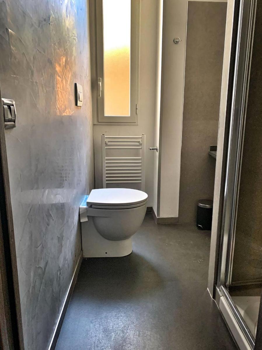Avignonesi Flat *