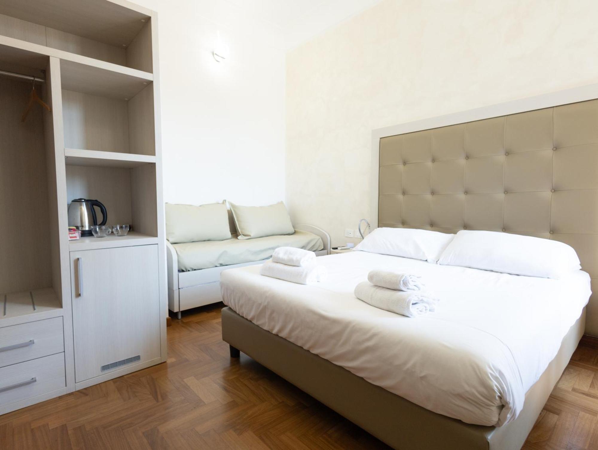 Affittacamere Romerooms Condotti Roma