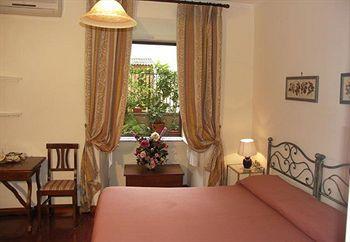 San Michele A Porta Pia Bed & Breakfast 3*