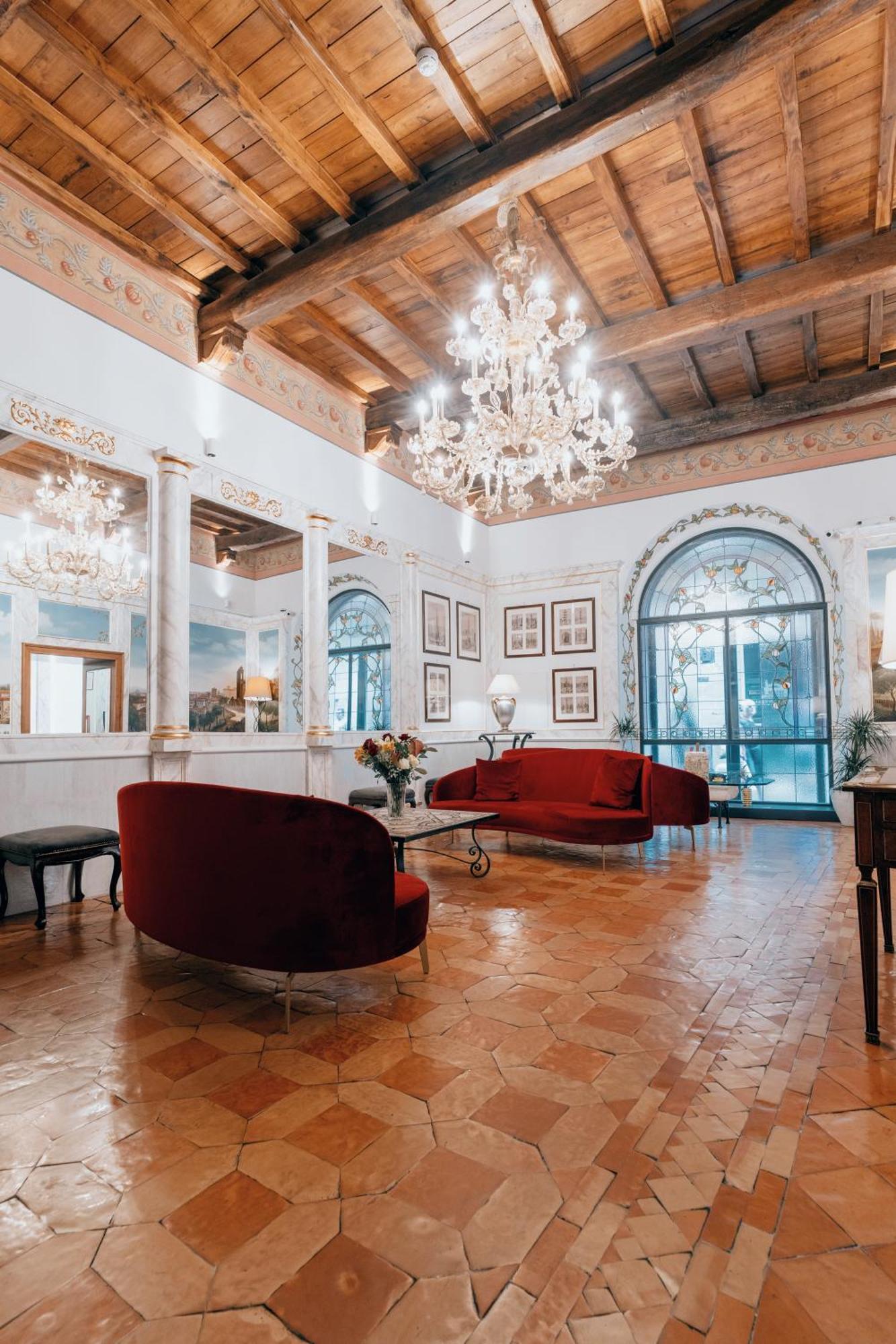 Hotell Pantheon