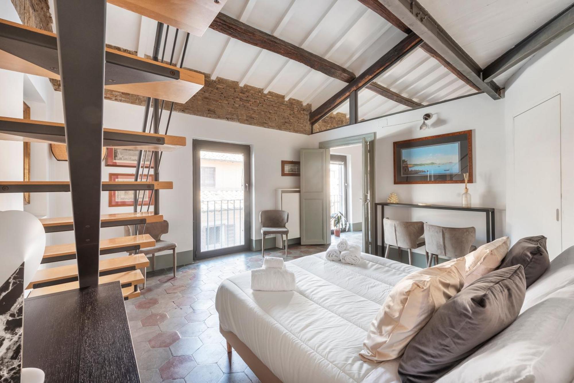 Apartamento The Charming Attic - Piazza Di Spagna Area *