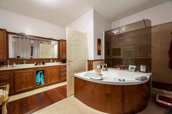Realty Company Spagna Apartamento