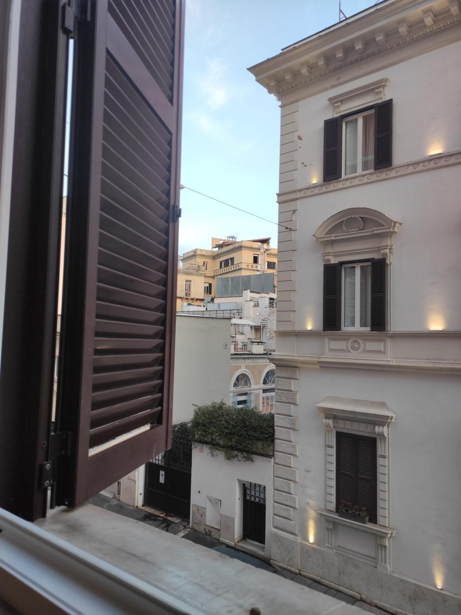 Anas Prime Place Roma
