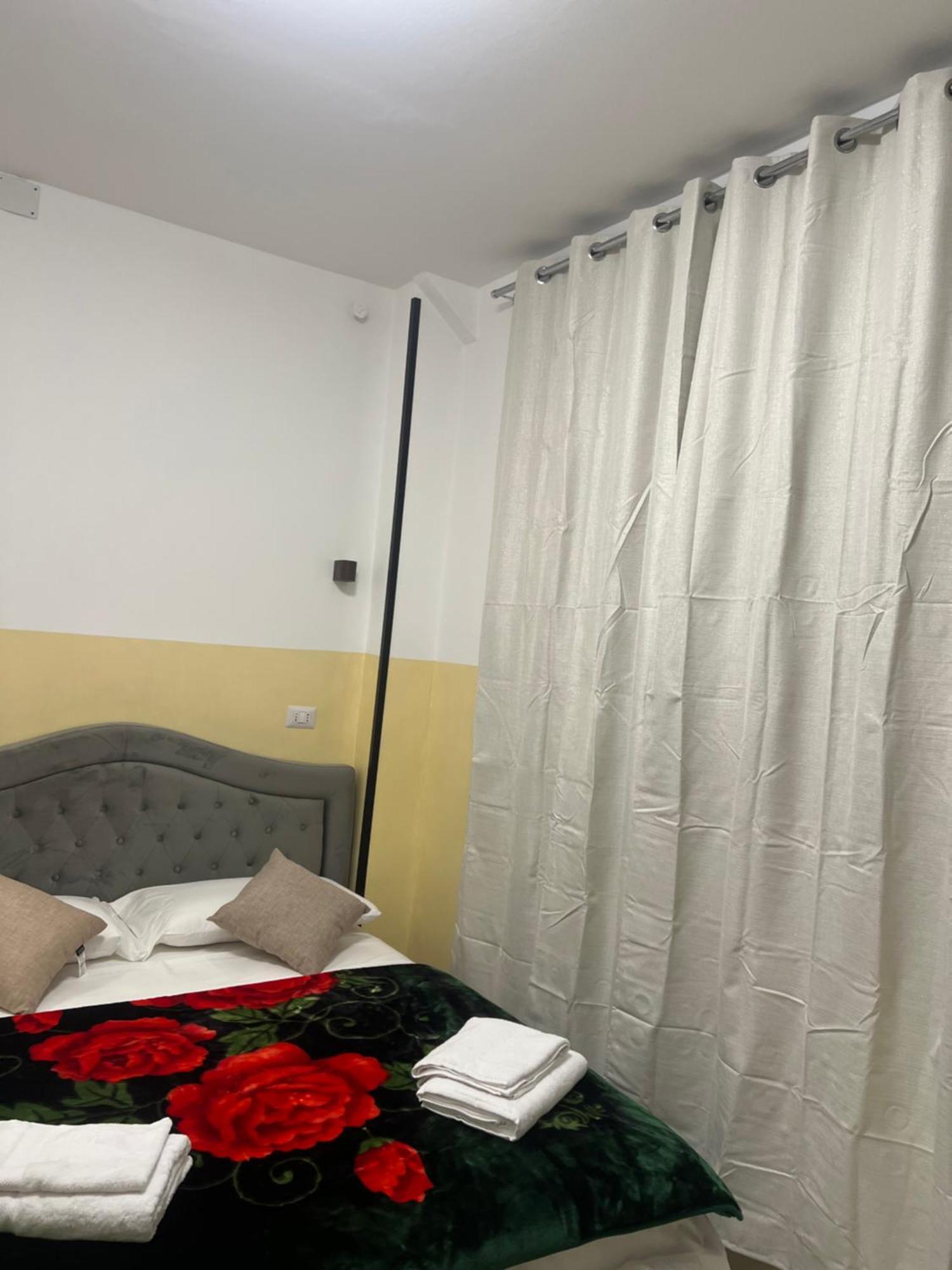 Acomodação com café da manhã  Turati Termini Roma