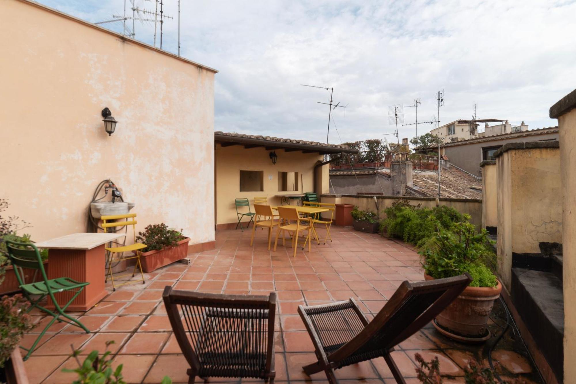 Apartment Clock Terrace House Rome