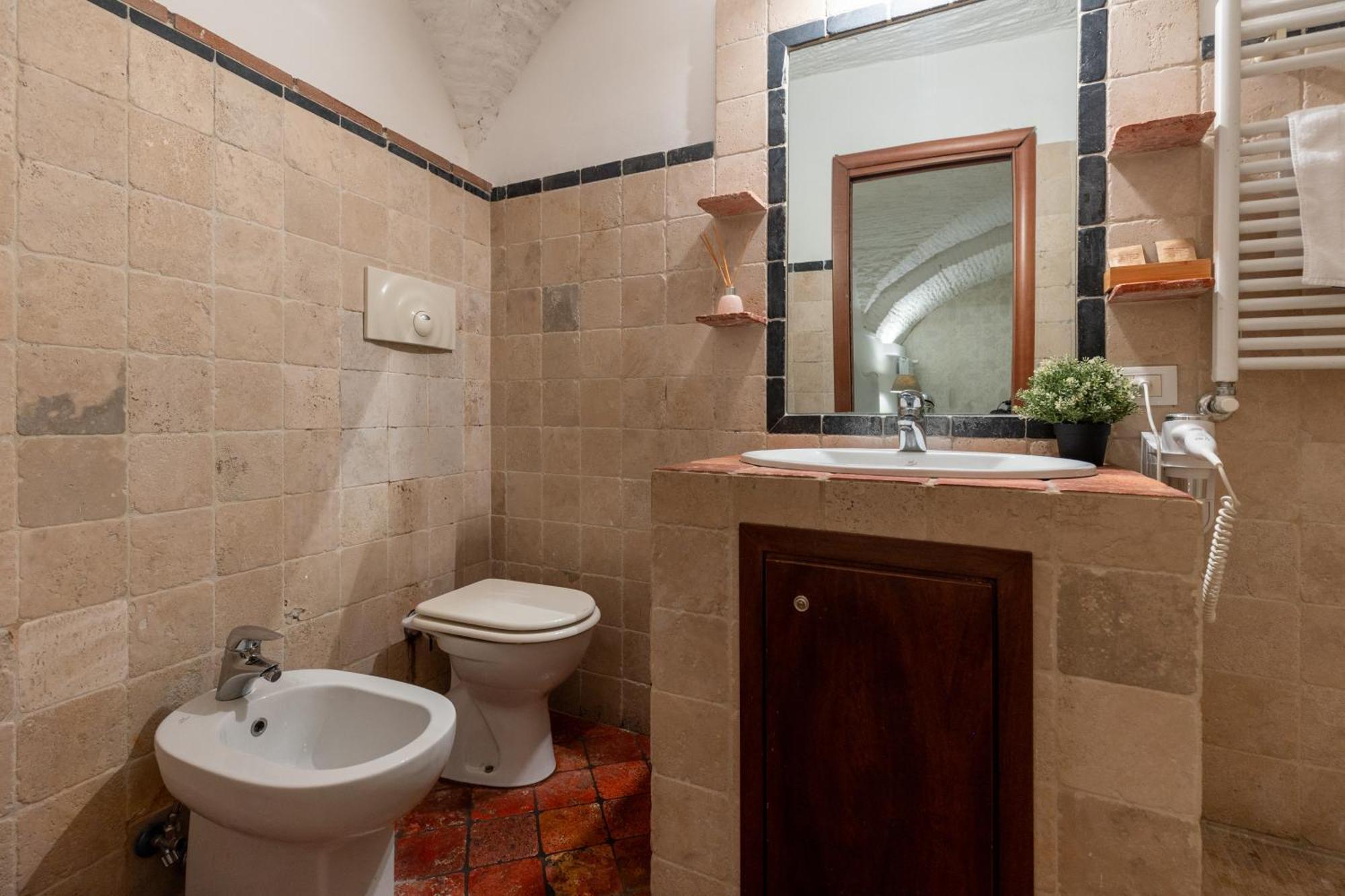 Domus 15 - * Rome