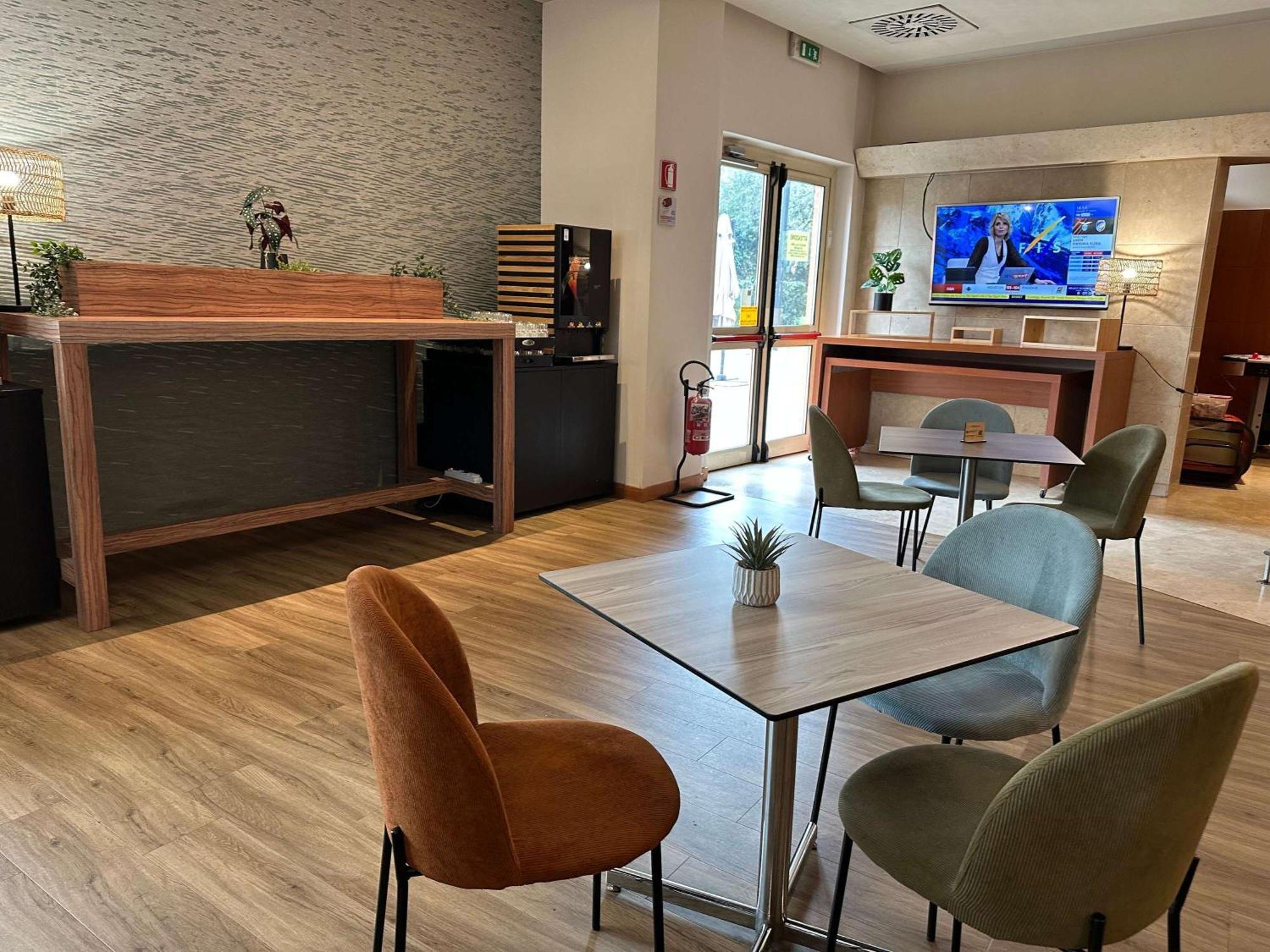 Novotel Est 4* Roma