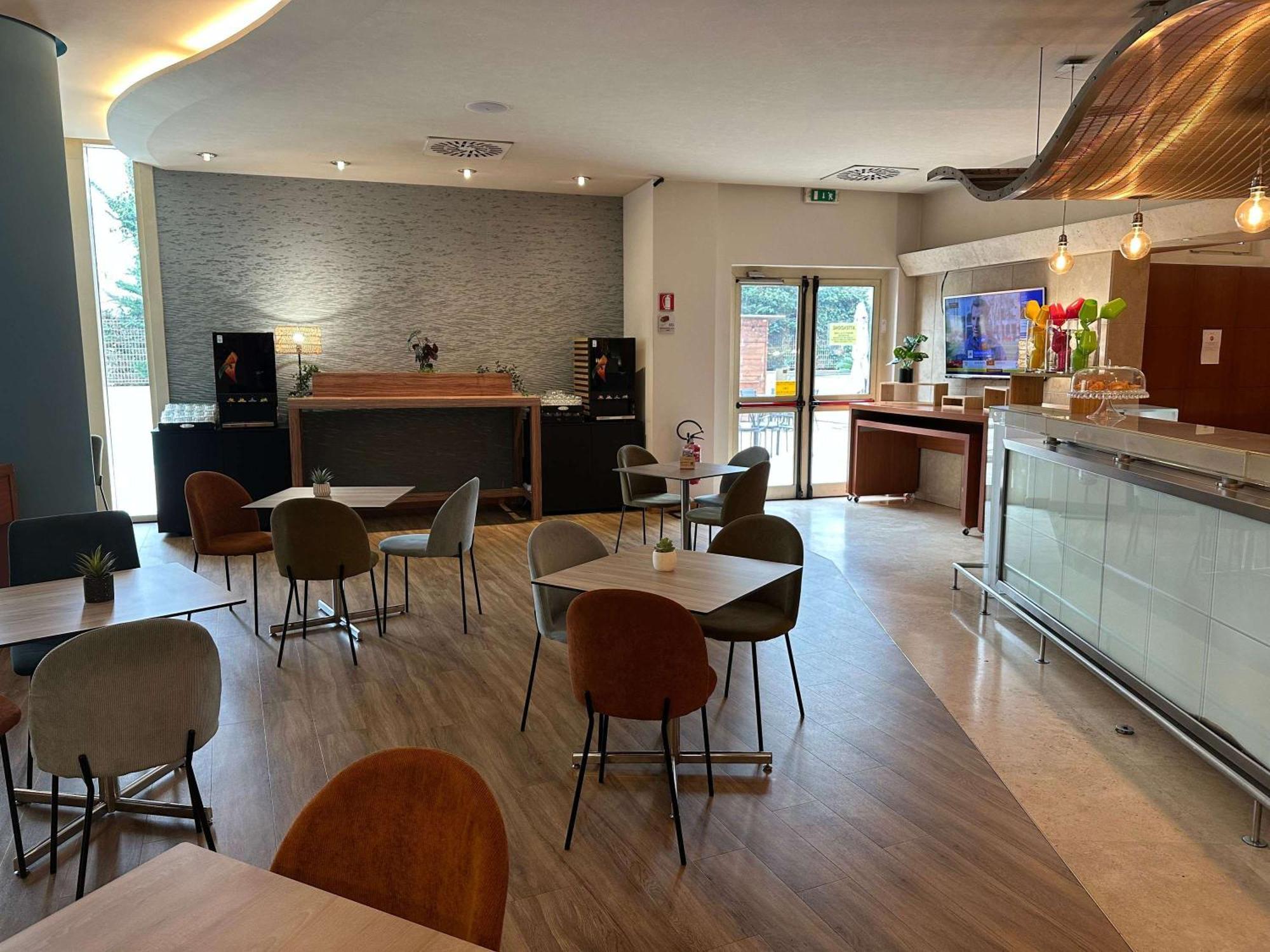 Hotel Novotel Est Roma