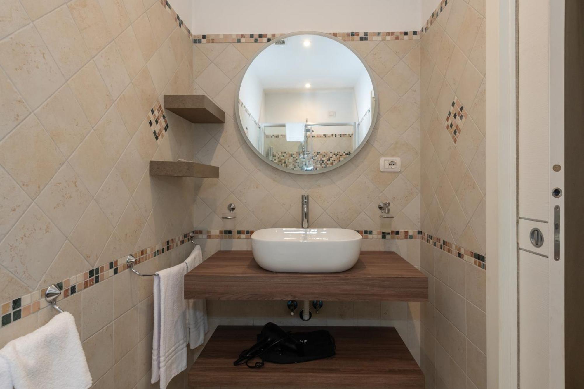 Guest house Nox 2*