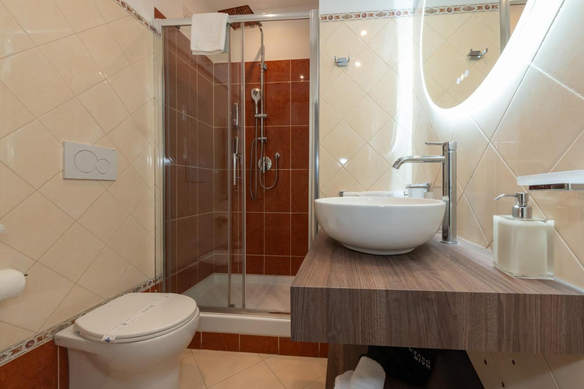 Guest house Nox 2*