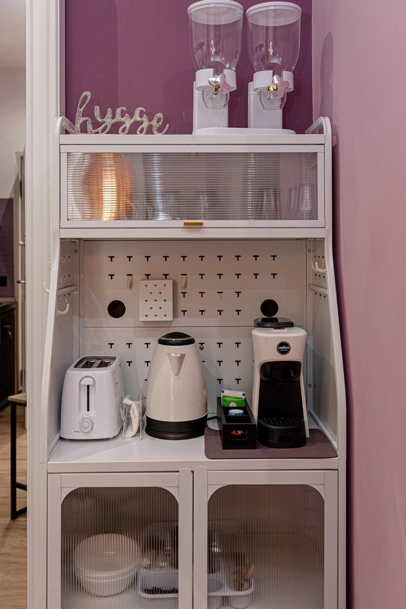 Helle Hus - 200m From Piazza Bologna Metro And 10 Minutes From The Colosseum Gjestgiverier *