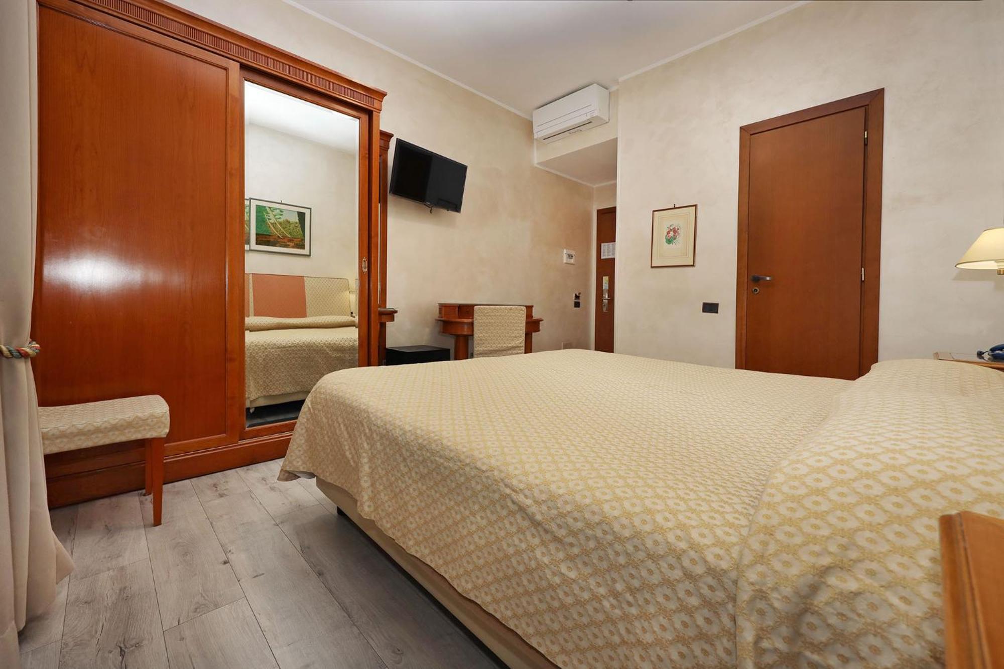 Rimini Hotel
