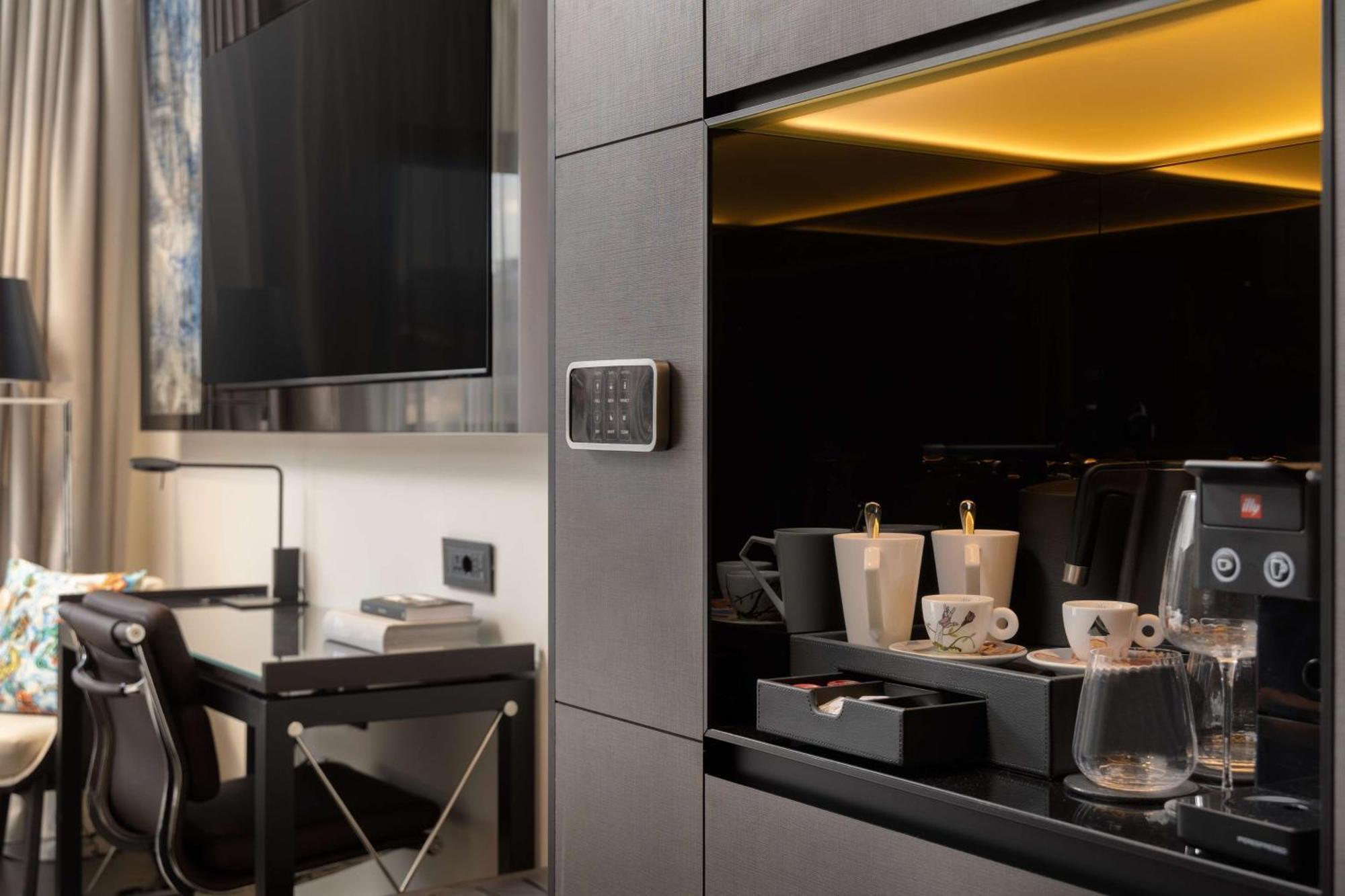 Hotel Art'otel Piazza Sallustio, Powered By Radisson 5*